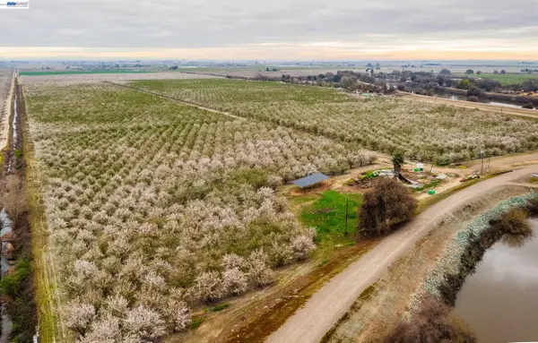 1707 Bowman Rd, FRENCH CAMP, CA 95231