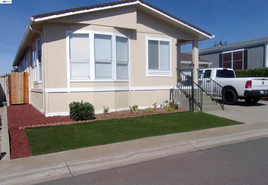 1840 Paris Lane  #61, Antioch, CA 94509 - #2