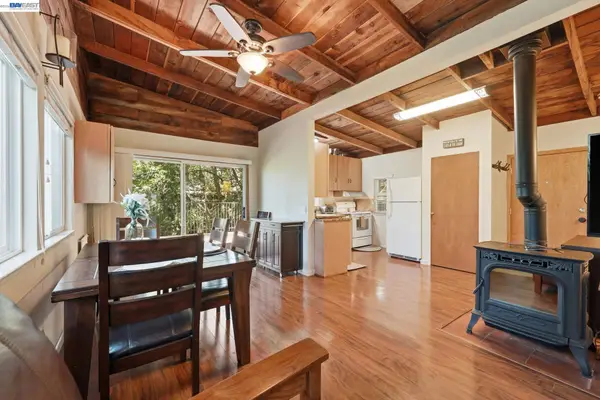 11700 Oak Rd, FORESTVILLE, CA 95436
