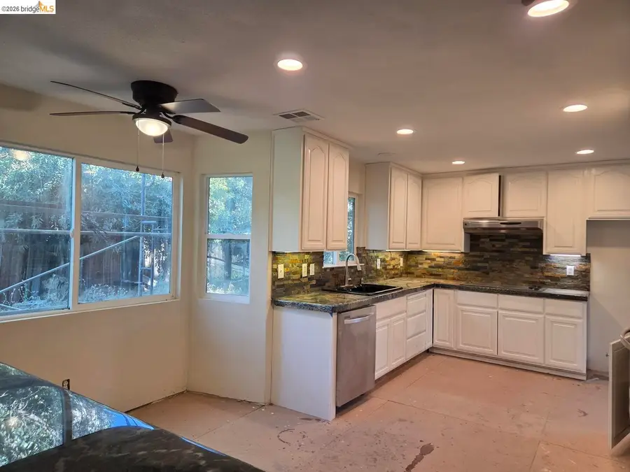 9206 Decatur DR, Stockton, CA 95209 - #3