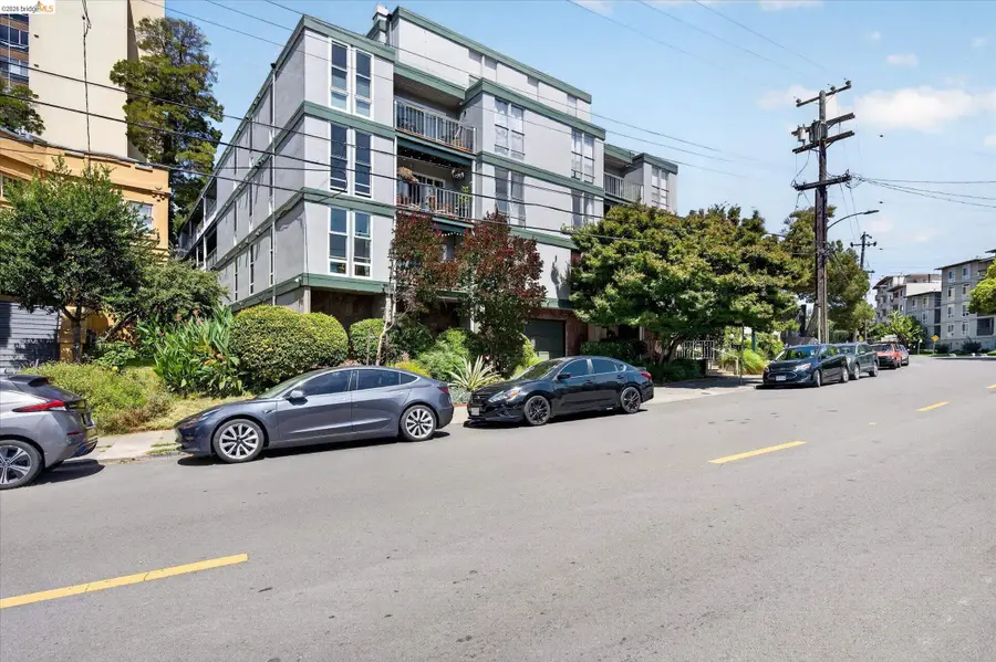 365 Perkins St  #201, Oakland, CA 94610 - #2