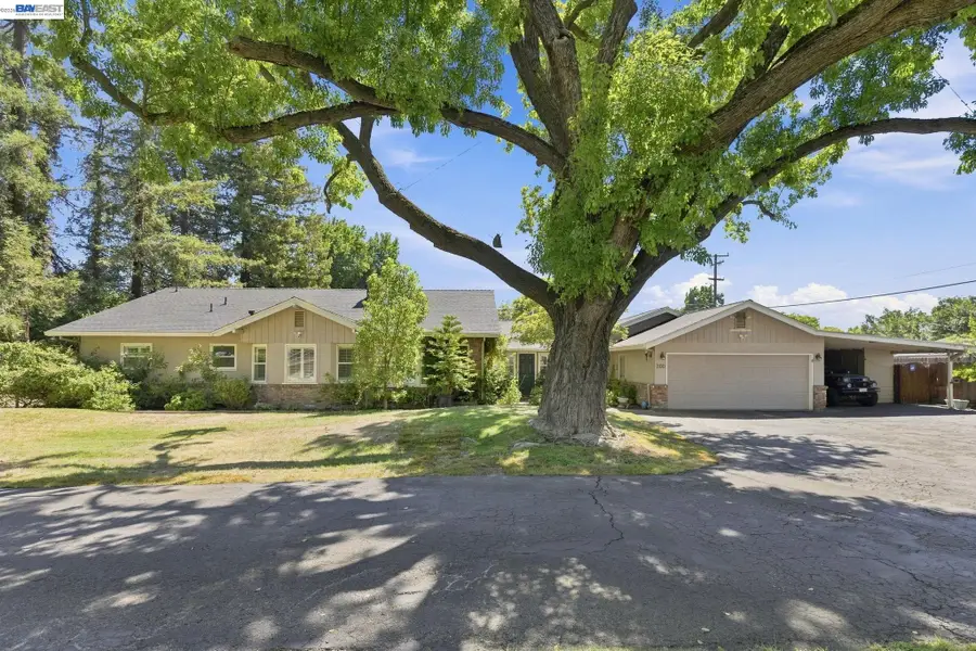 200 Greenwich Ln, Modesto, CA 95350 - #2