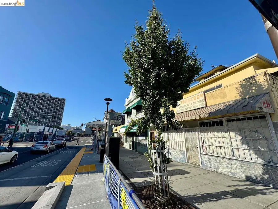 220 International BLVD, Oakland, CA 94606 - #3