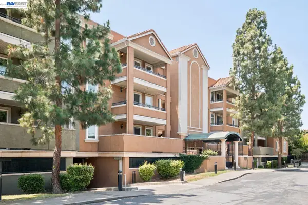 401 Norfolk St  #301, SAN MATEO, CA 94401