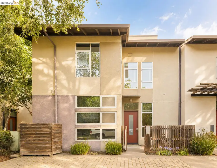 21 Covent Ln, Oakland, CA 94608 - #3