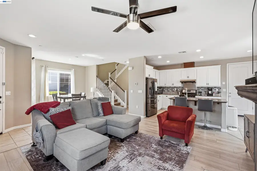 146 Halsey Way, Pittsburg, CA 94565 - #3