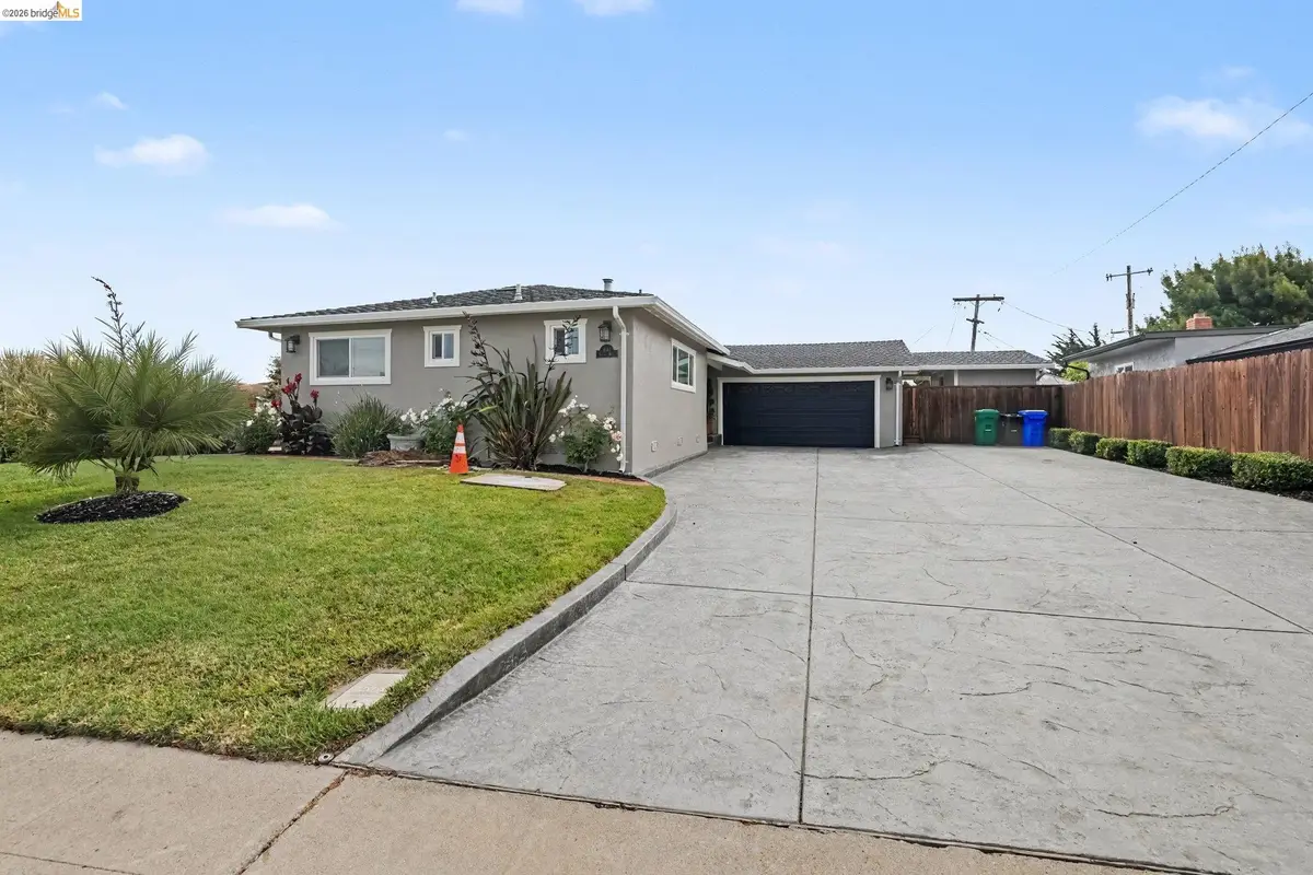 3054 Glynis Dr, Richmond, CA 94806 - #1