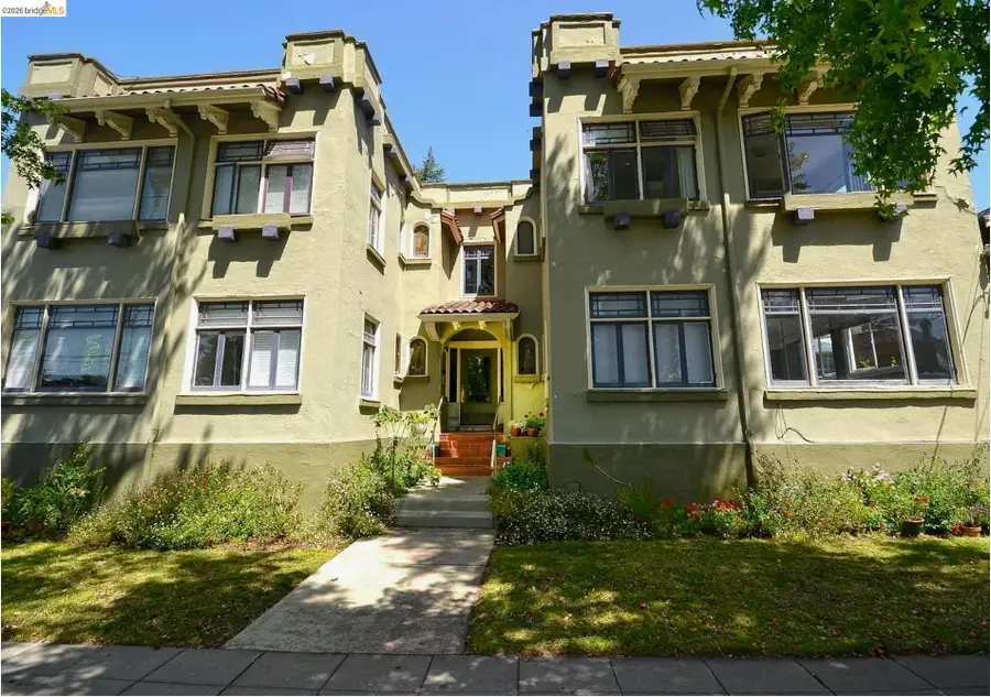 2725 Prince St.  #10, Berkeley, CA 94705 - #2