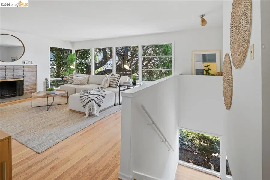 132 Rishell Dr, Oakland, CA 94619 - #2