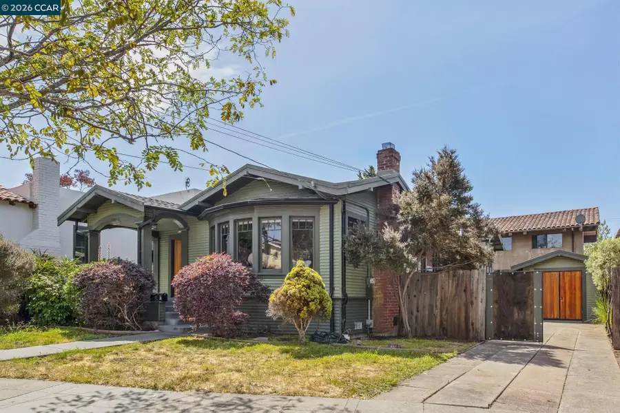1242 Hopkins St, Berkeley, CA 94702 - #3