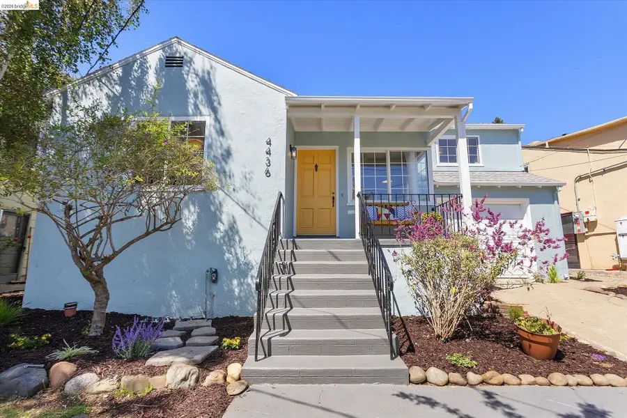 4436 Hyacinth Ave, Oakland, CA 94619 - #2