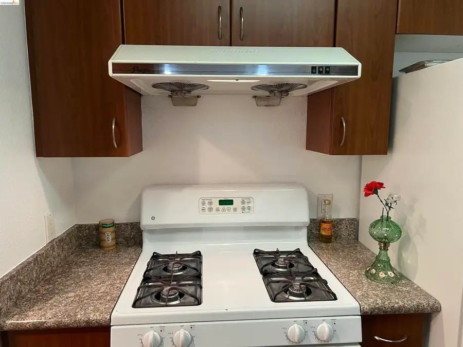 989 Franklin Street  #307, Oakland, CA 94607 - #3