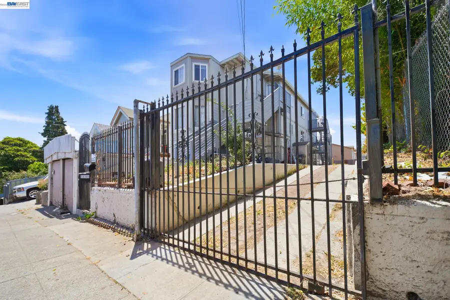 2223 23Rd St, Oakland, CA 94606 - #2