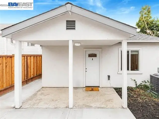 3035 Logan St, Oakland, CA 94601 - #3