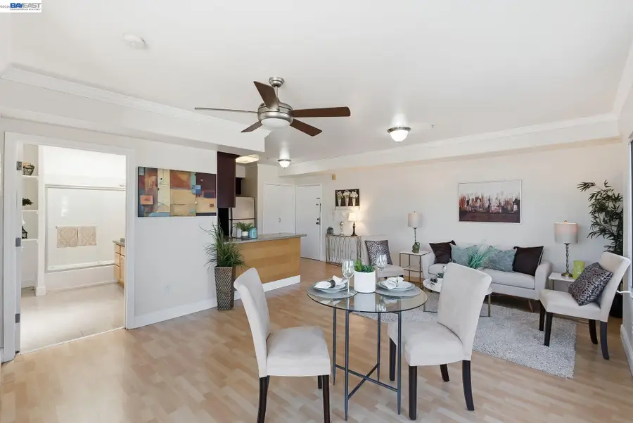 1515 14Th Ave  #403, Oakland, CA 94606 - #2