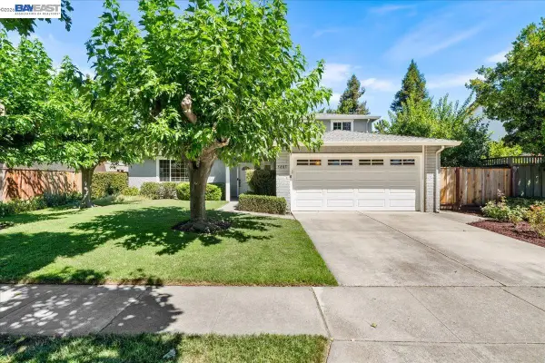5887 Black Ave, PLEASANTON, CA 94566
