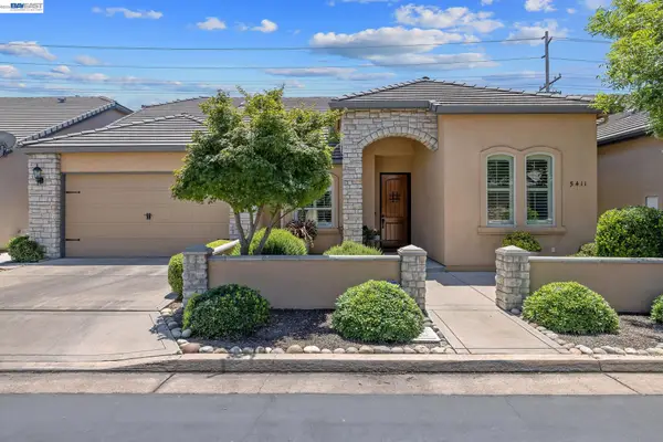 Address Withheld By Seller, VISALIA, CA 93277