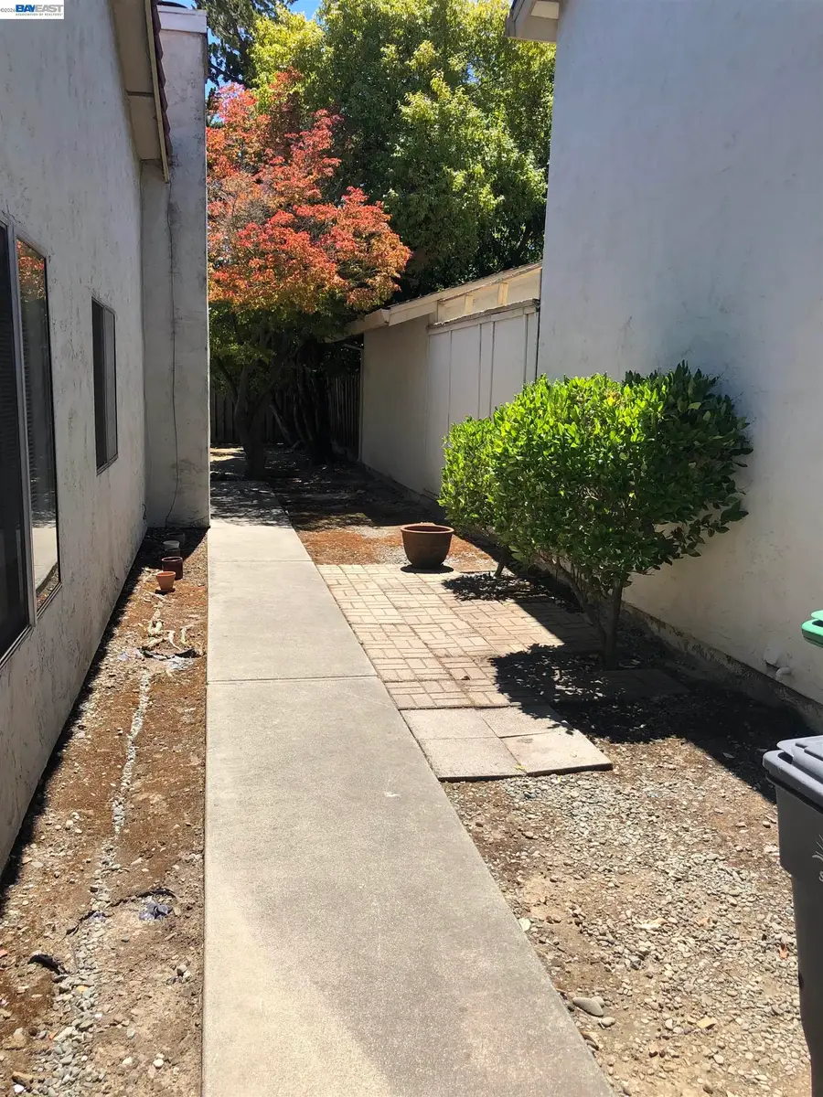 25 Pamplona, San Ramon, CA 94583 - #3