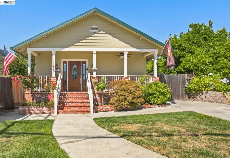 18275 Carlton Ave, Castro Valley, CA 94546 - #2