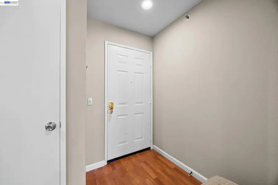 29588 Vanderbilt St  #316, Hayward, CA 94544 - #3