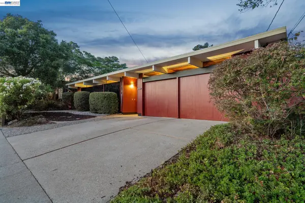 5427 Greenridge Rd, CASTRO VALLEY, CA 94552