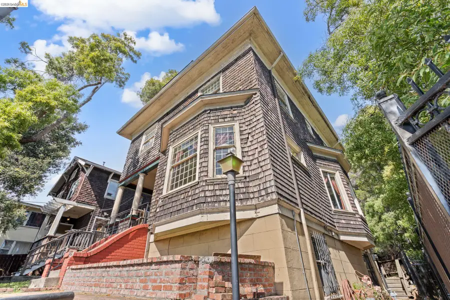 746 19Th St, Oakland, CA 94606 - #2