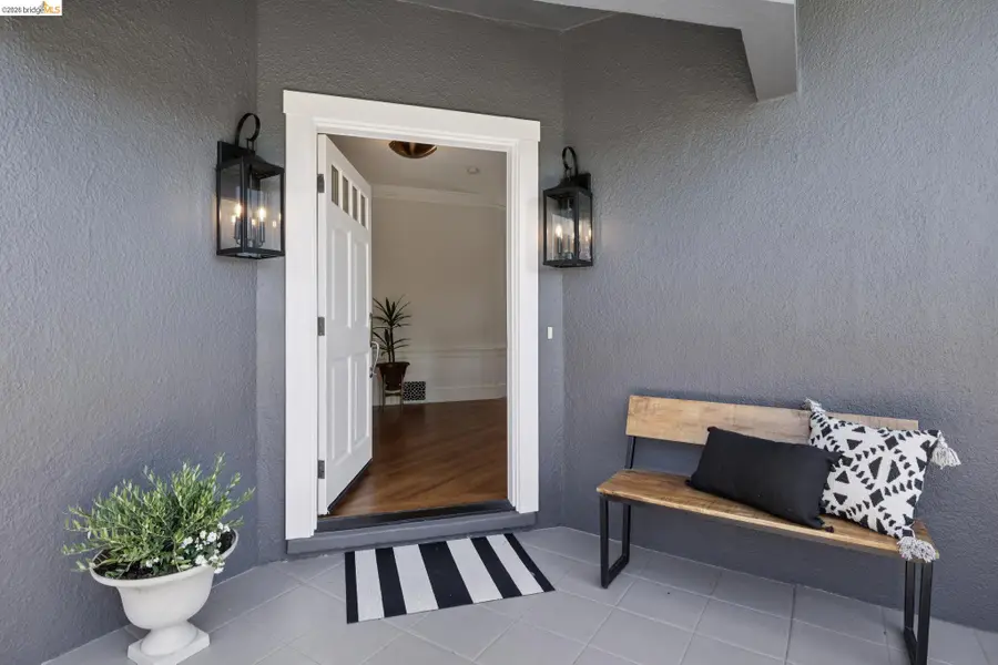 1061 Annerley Rd, Piedmont, CA 94610 - #2