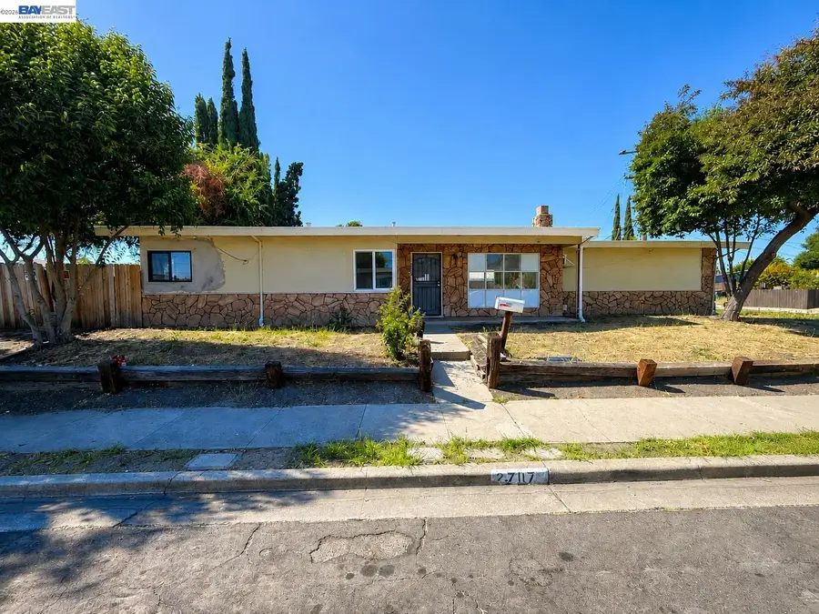 2707 Broadmoor Ave, Concord, CA 94520 - #2