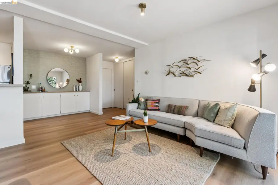 377 Palm AVE  #305, Oakland, CA 94610 - #3