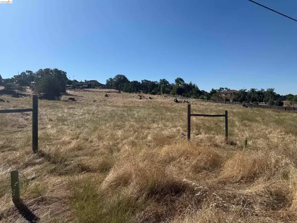 2690 Ranchito, LA GRANGE, CA 95329