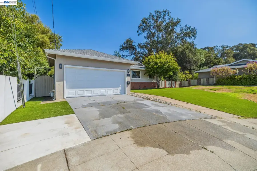 24818 Saint Luke Ct, Hayward, CA 94541 - #3