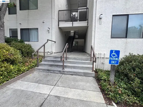 21239 Gary Dr  #202E, HAYWARD, CA 94546