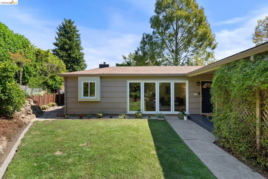 66 Arlington Court, Kensington, CA 94707 - #3