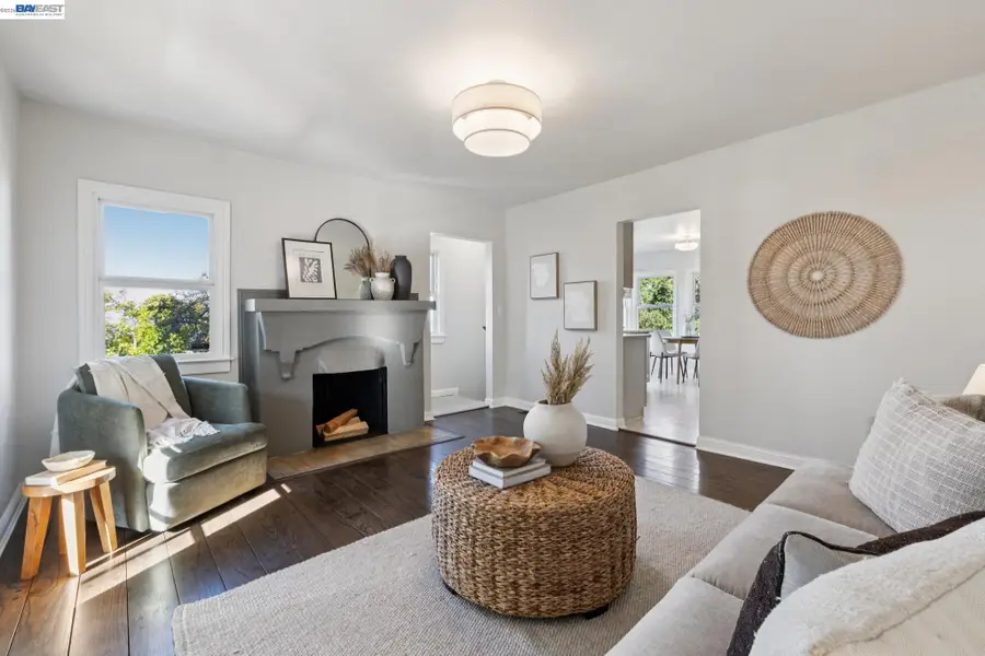 3051 Parker Ave, Oakland, CA 94605 - #3