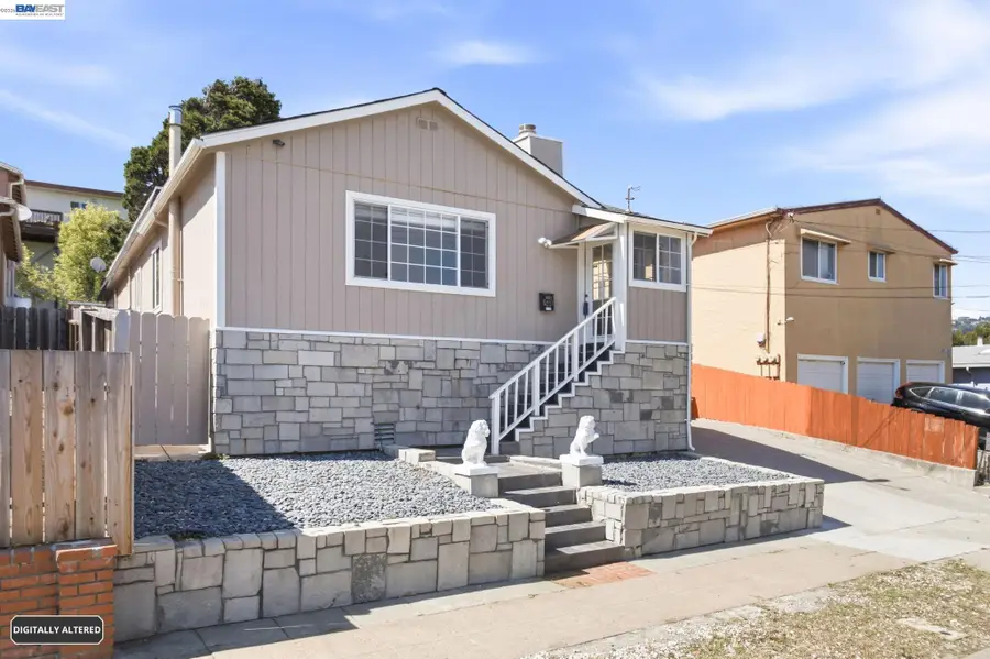 5237 Fresno Ave, Richmond, CA 94804 - #3