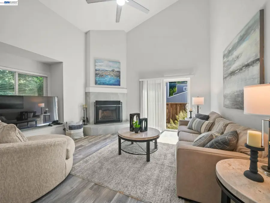5371 San Simeon Pl, Castro Valley, CA 94552 - #2