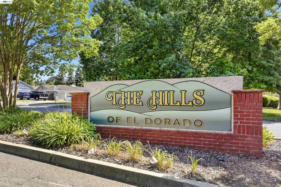 3369 Tea Rose Drive, El Dorado Hills, CA 95762 - #2