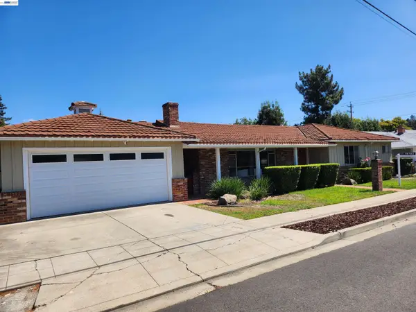 22590 Norwood Dr, HAYWARD, CA 94541