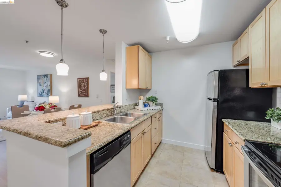 6400 Christie Ave  #4118, Emeryville, CA 94608 - #3