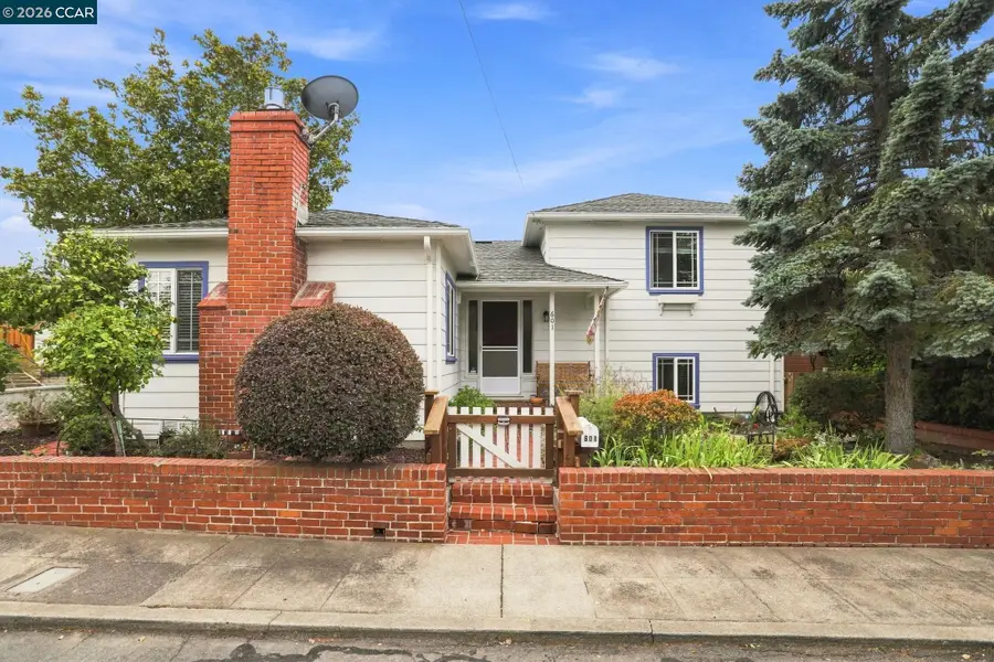 601 Alhambra St, Crockett, CA 94525 - #2