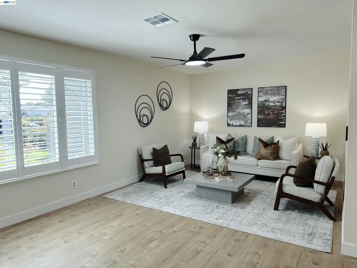 4242 Lunar Way, Union City, CA 94587 - #1