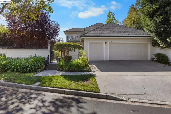 817 Redwood Dr, DANVILLE, CA 94506