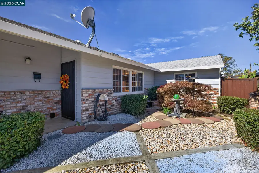 322 Warren Way, Pittsburg, CA 94565 - #2