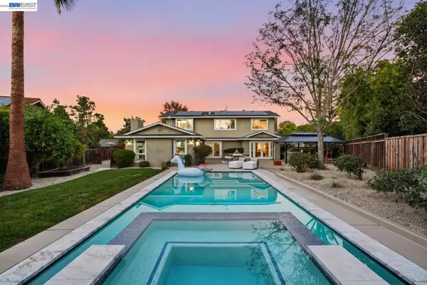829 Stonehaven Dr, WALNUT CREEK, CA 94598