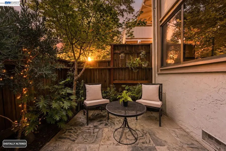 20720 4Th St  #3, Saratoga, CA 95070 - #2