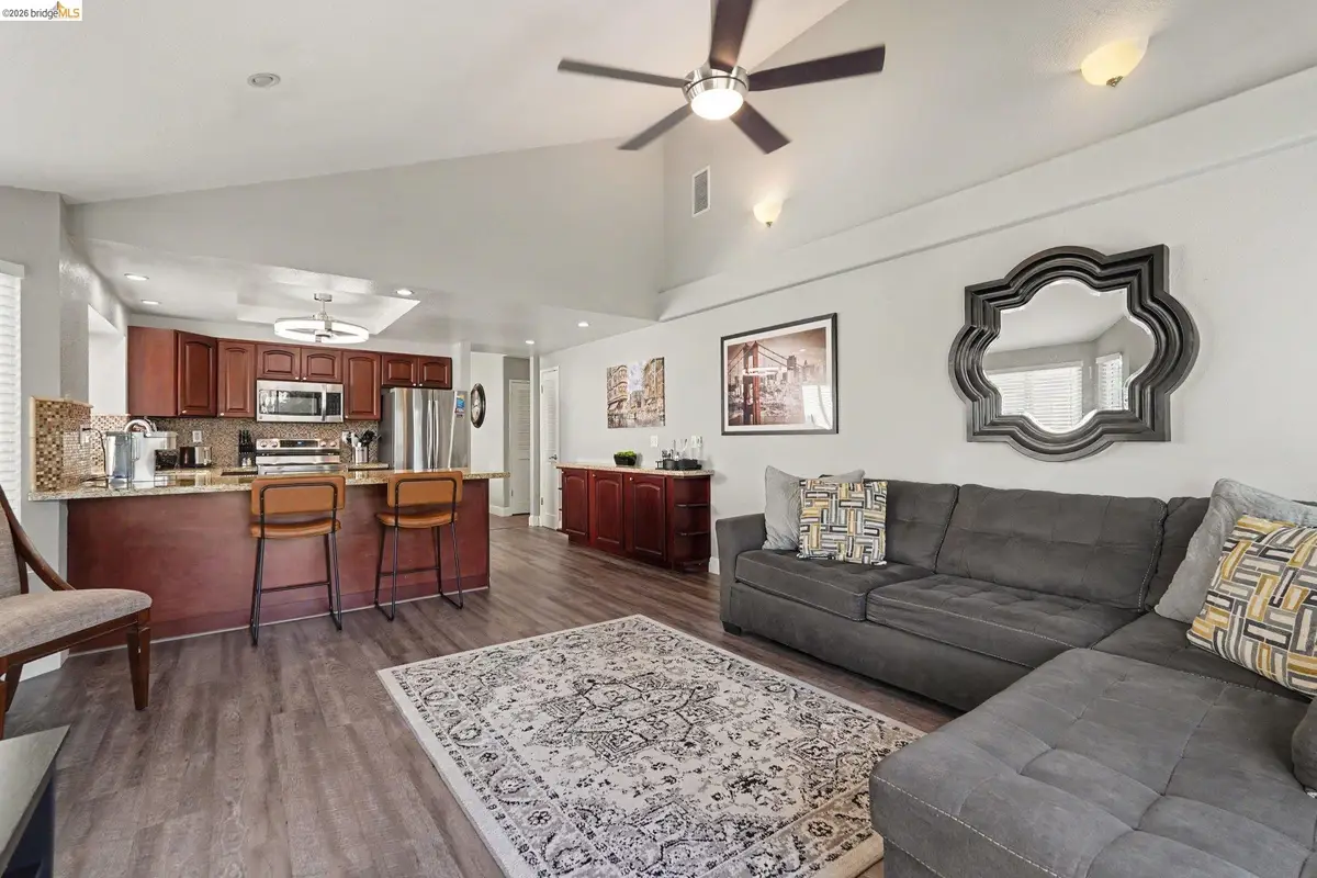512 Catalina Cir, Vallejo, CA 94589 - #1