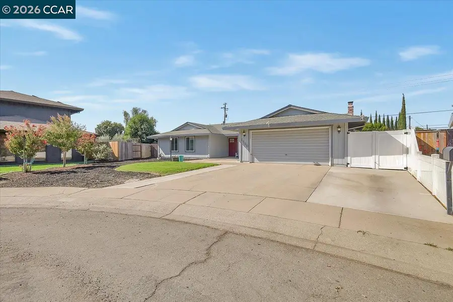 1590 Lisa Ct, Yuba City, CA 95993 - #2