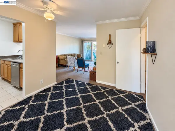 260 Industrial Pkwy  #25, HAYWARD, CA 94544