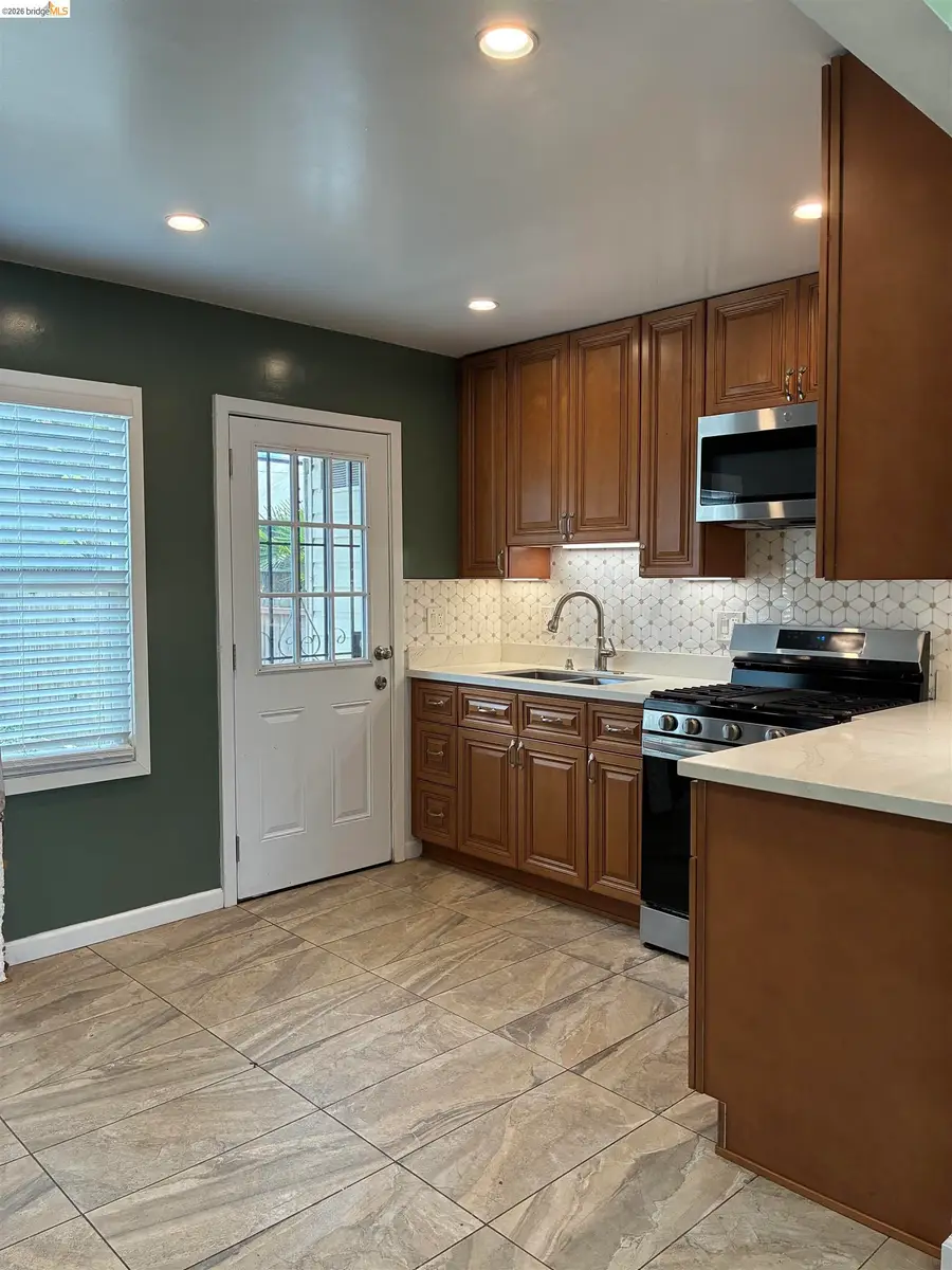 18 Chanslor Ct, Richmond, CA 94801 - #3