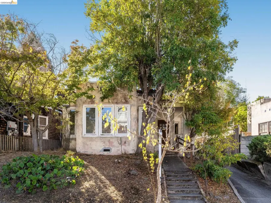 1906 Vine St, Berkeley, CA 94709 - #2